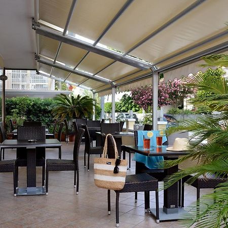 Hotel Elisir Римини Екстериор снимка