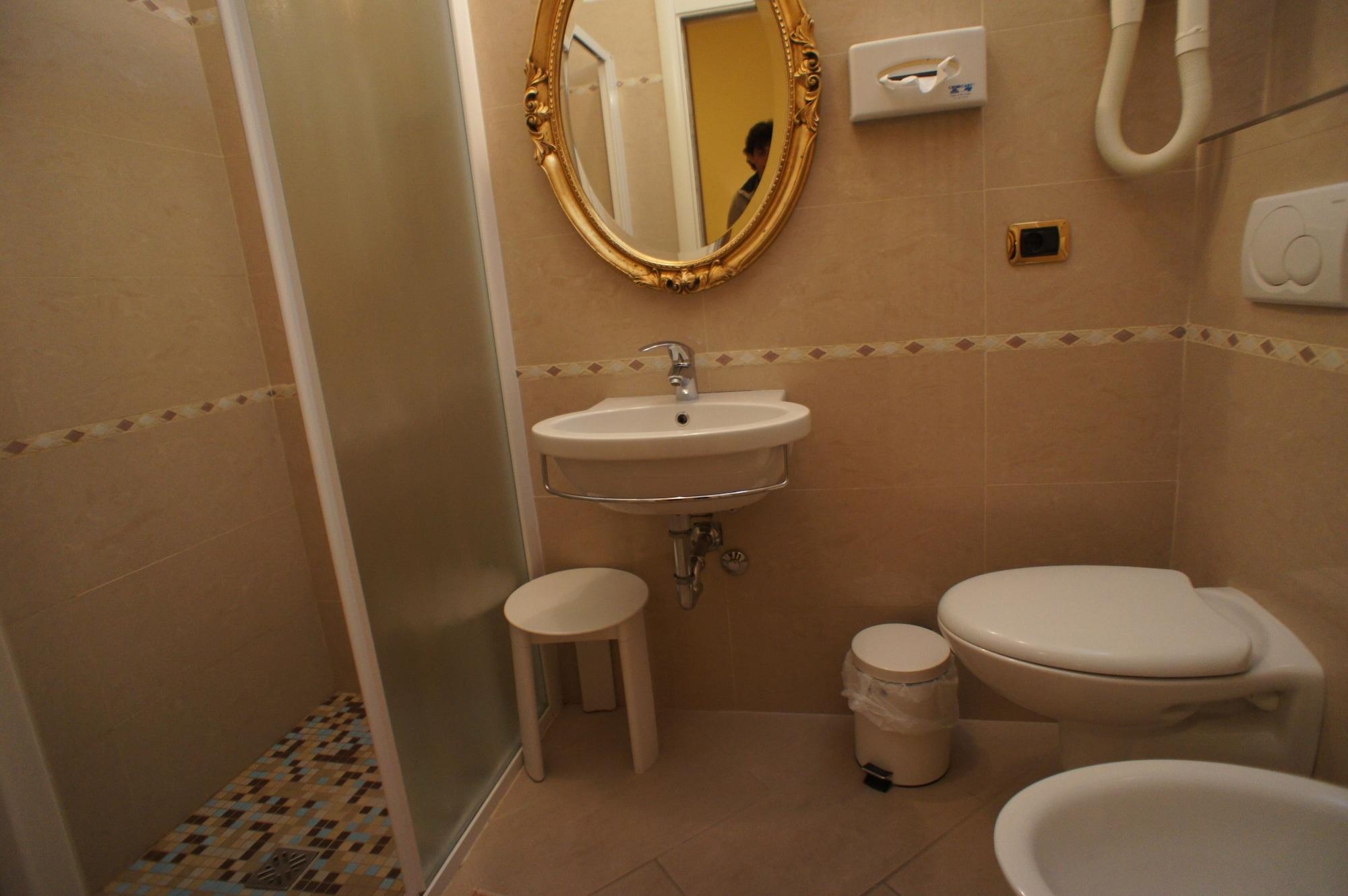 Hotel Elisir Римини Екстериор снимка