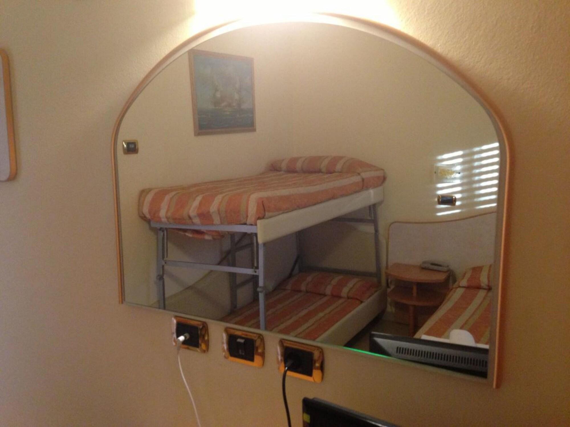 Hotel Elisir Римини Екстериор снимка