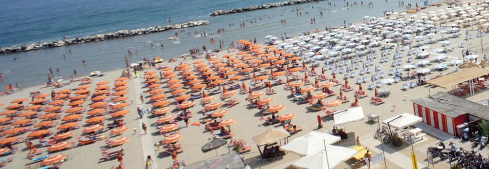 Hotel Elisir Римини Екстериор снимка